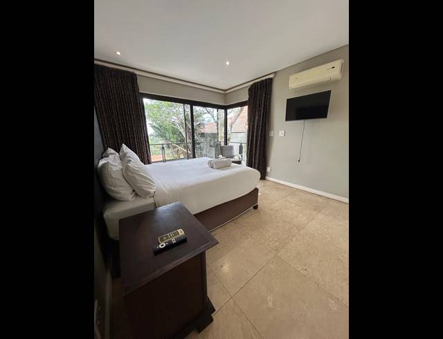 3 BEDROOM TOWNHOUSE TO LET IN ZIMBALI ESTATE